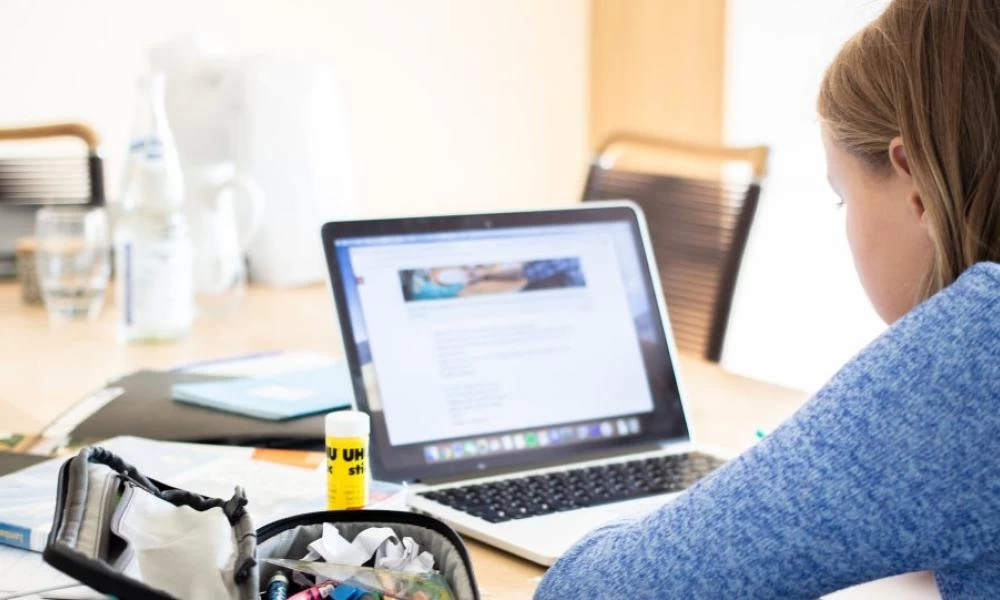 Παράταση υποβολής αιτήσεων για την στήριξη των επιχειρήσεων του Πειραιά που "έπληξε" ο κορονοϊός